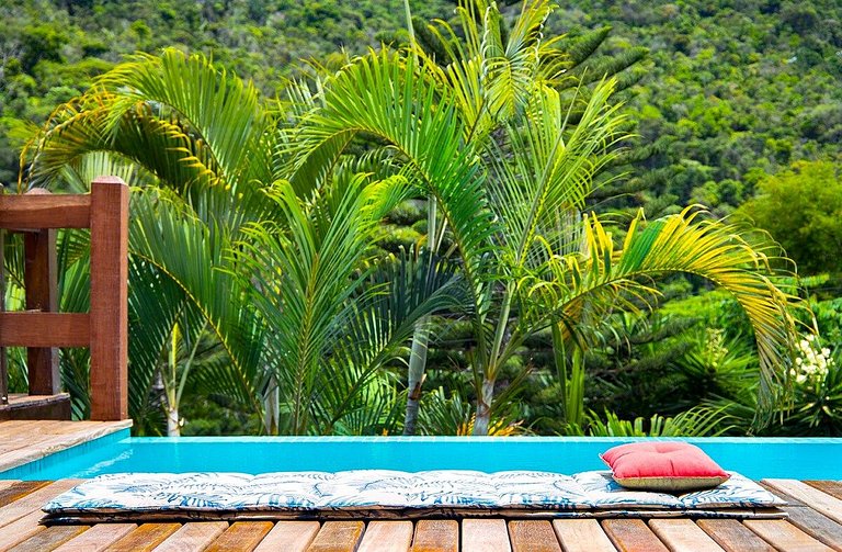 Casa Serrana, 4 quartos, piscina, área gourmet em Itaipava