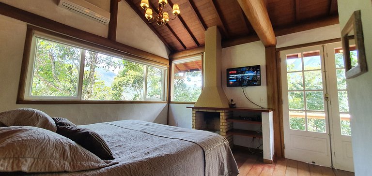 Casa Maria Comprida Araras: 5 quartos, piscina, área gourmet