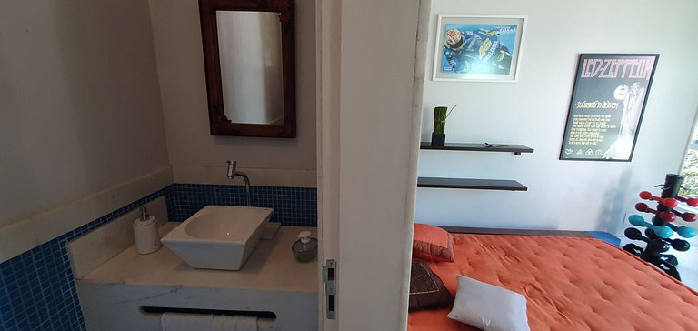 Casa de Cinema Granja Brasil, com serviço incluído