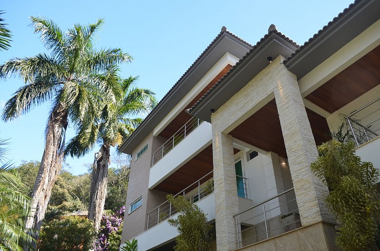 Casa de Cinema Granja Brasil, com serviço incluído