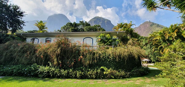 Casa em Araras, condomínio nobre, 5 quartos, sauna, piscina