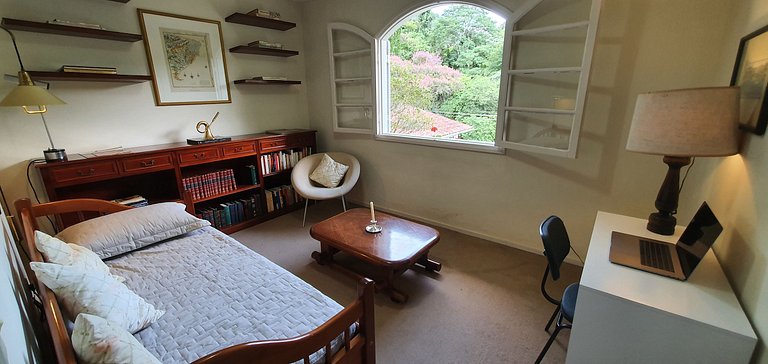 Casa Lobo, 5 quartos, área gourmet, sauna