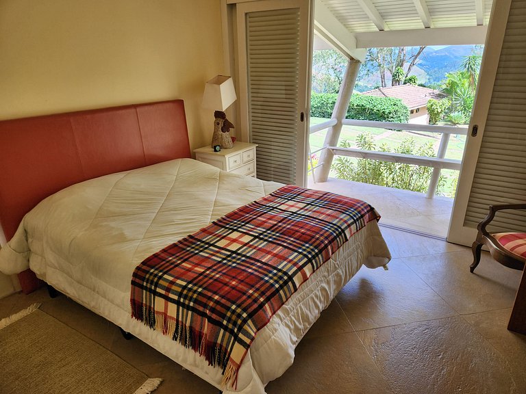Villa Maison, incrível hospedagem em Itaipava, RJ - serviço
