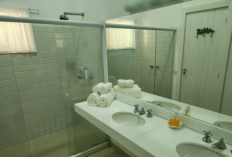 Sítio Além do Horizonte,, 7 suítes, piscina, sauna
