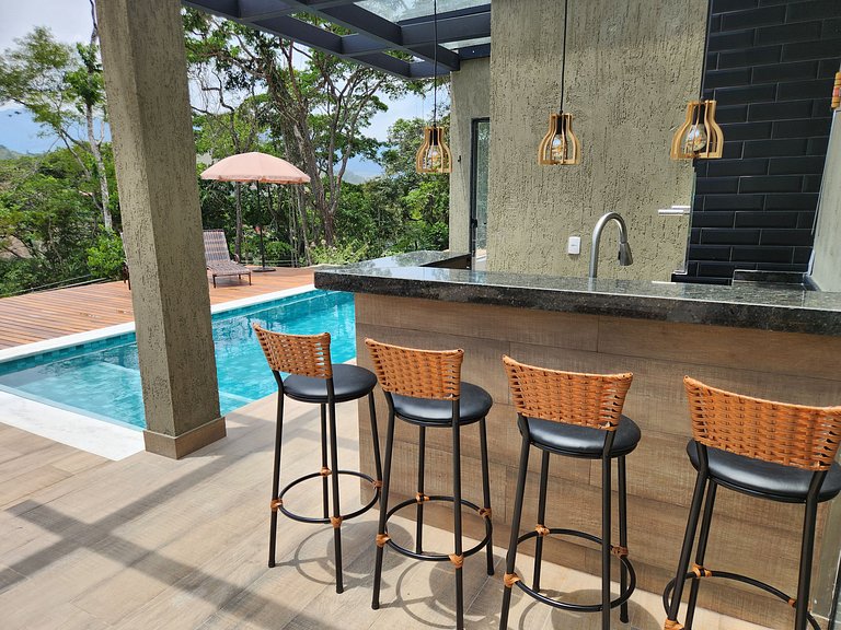Casa Linda em Itaipava para férias, aluguel de temporada bnb