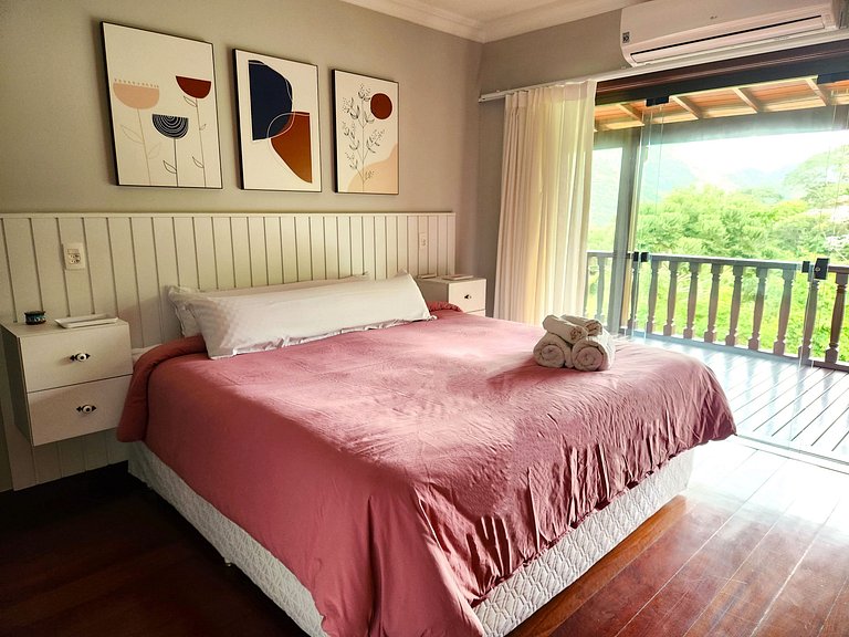 Casa Feliz Itaipava: 7 qts, piscina lazer completo