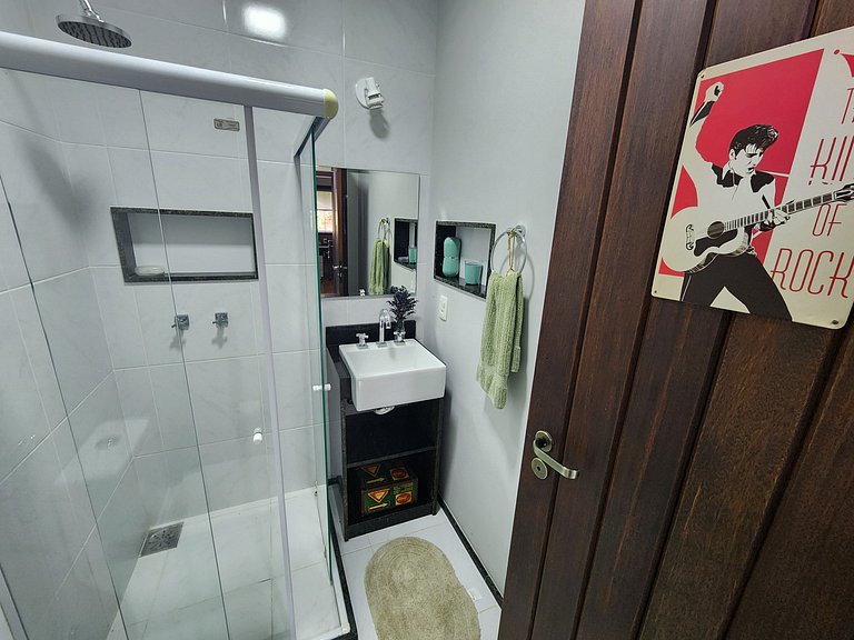 Casa Feliz Itaipava: 7 qts, piscina lazer completo