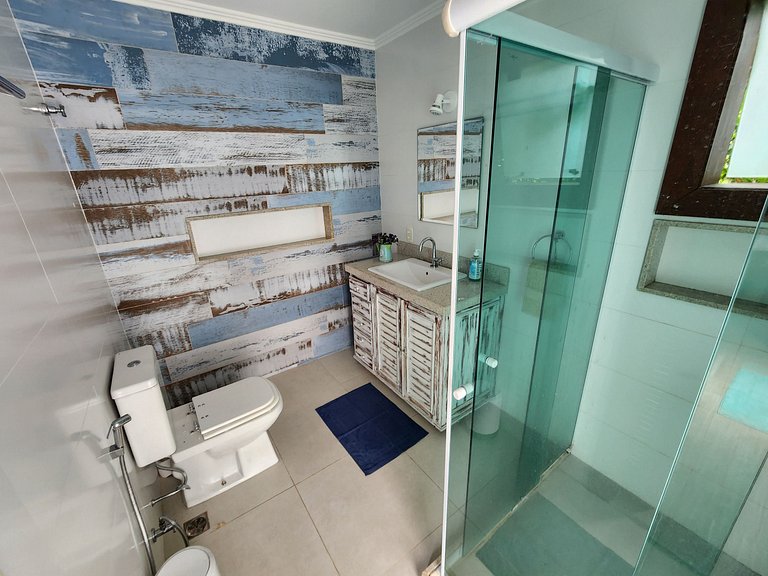 Casa Feliz Itaipava: 7 qts, piscina lazer completo