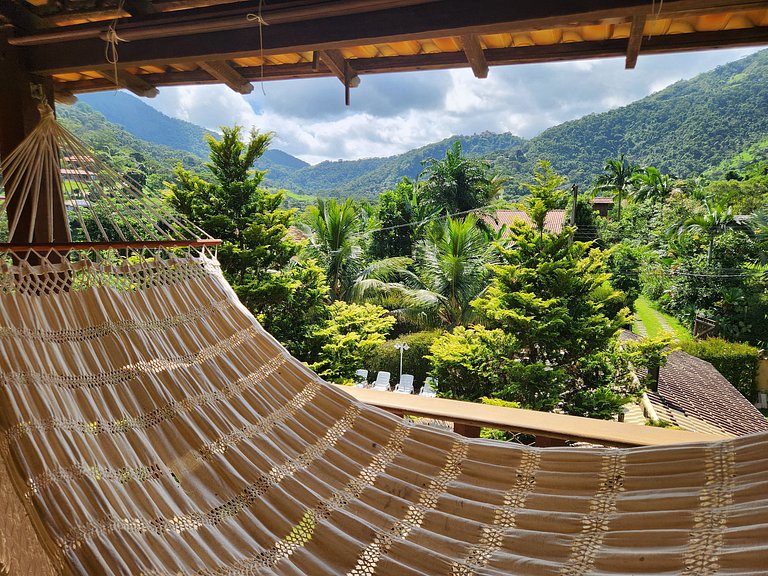 Recanto dos Pássaros, casa em Secretário com sauna e piscina