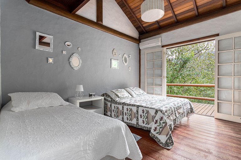 Casa Maria Comprida Araras: 5 quartos, piscina, área gourmet