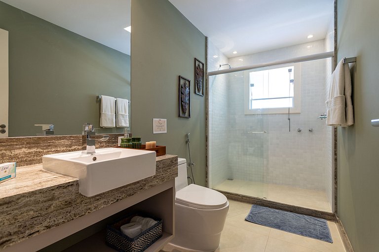 Villa Bellavista Itaipava, 4 suites, completa y moderna