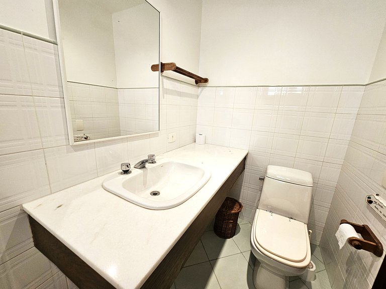 Casa Roseiras 7 suítes entre Itaipava e Secretário