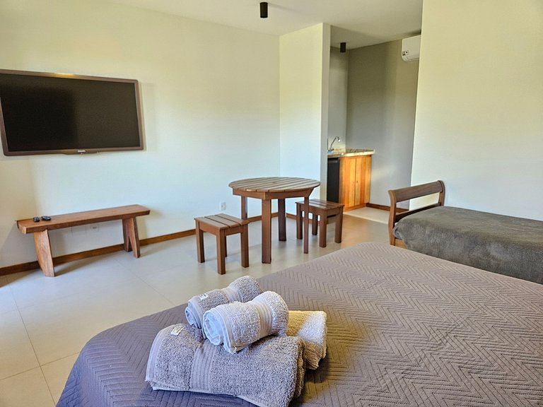 Alto Itaipava, 3 suítes A/C, piscina aquecida
