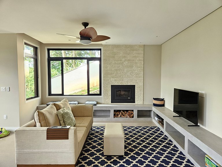 Casa do Escorrega | Temporada HomeBnB | Itaipava