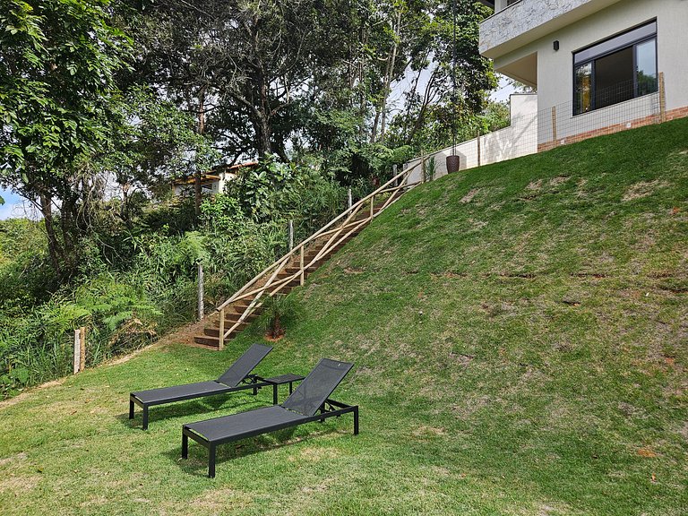Casa do Escorrega, conforto moderno com vista
