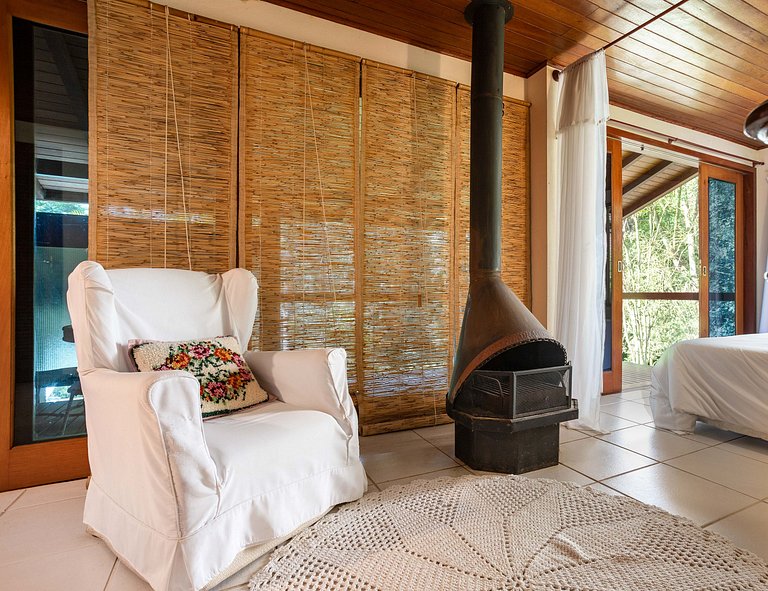 Casa Fauna e Flora, Cuiabá Itaipava, 4 quartos, piscina, mui