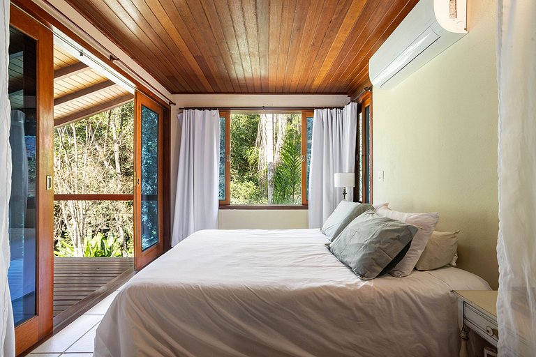 Casa Fauna e Flora, Cuiabá Itaipava, 4 quartos, piscina, mui