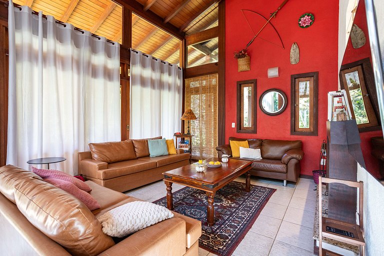 Casa Fauna e Flora, Cuiabá Itaipava, 4 quartos, piscina, mui