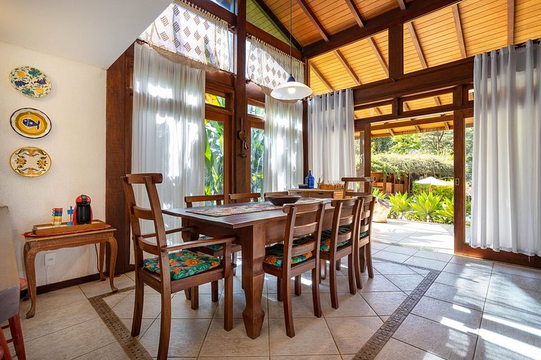 Casa Fauna e Flora, Cuiabá Itaipava, 4 quartos, piscina, mui