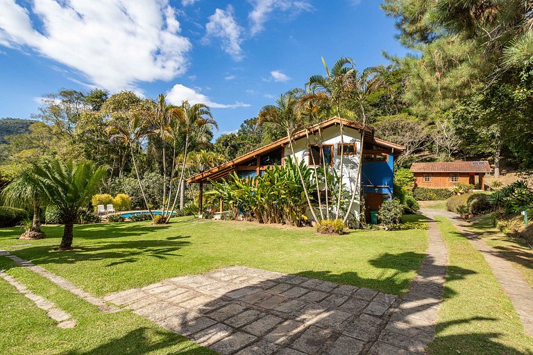 Casa Fauna e Flora, Cuiabá Itaipava, 4 quartos, piscina, mui
