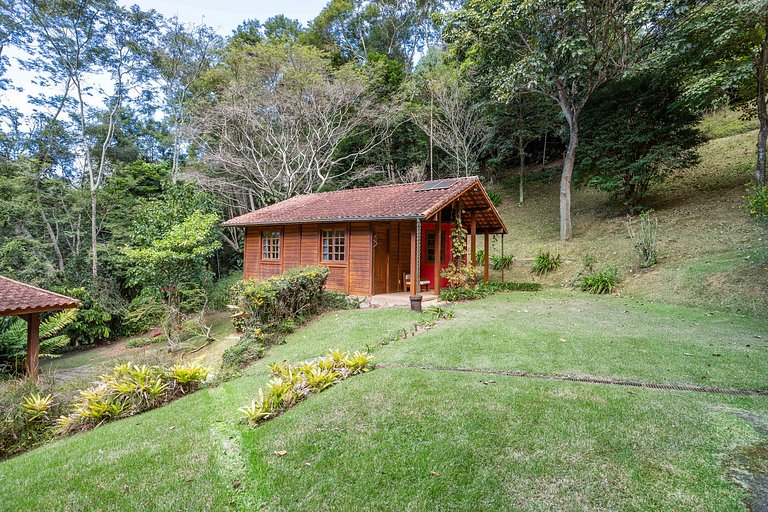 Casa Fauna e Flora, Cuiabá Itaipava, 4 quartos, piscina, mui
