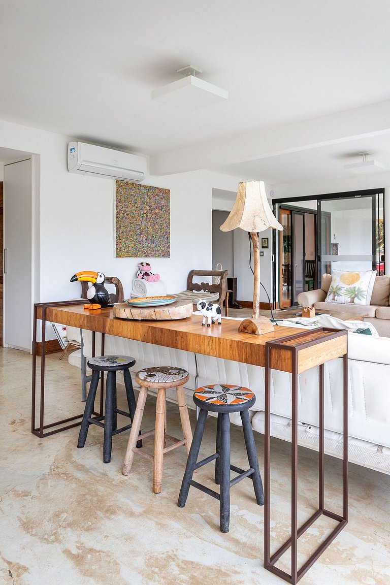 Hermosa casa de campo de 4 dormitorios en la montaña con pis
