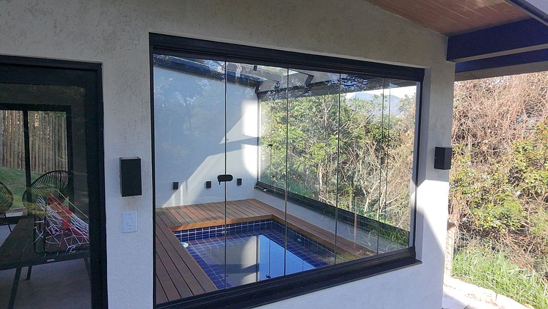 Casa do Escorrega, conforto moderno com vista