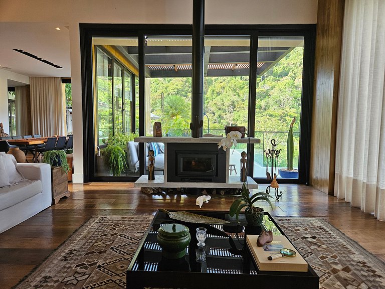 Villa Panorama Itaipava, Design e Bem-Estar