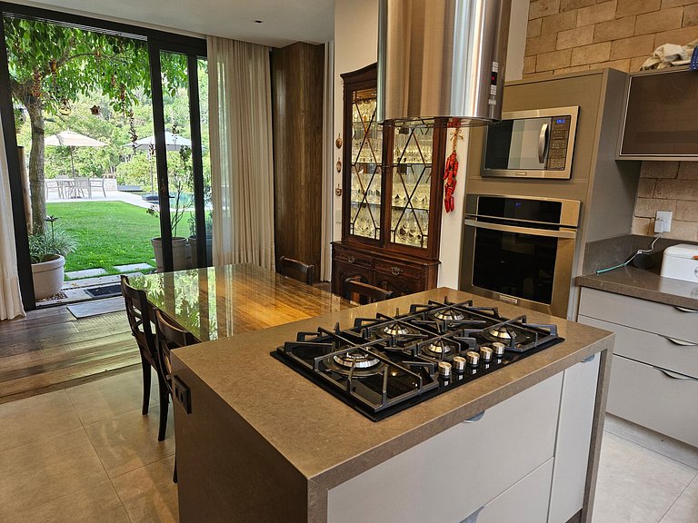 Villa Panorama Itaipava, Design e Bem-Estar