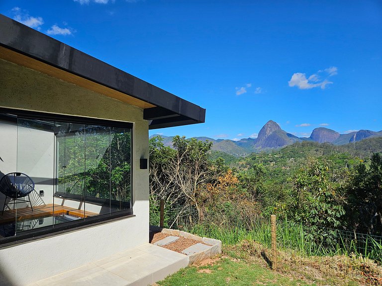 Casa do Escorrega, conforto moderno com vista