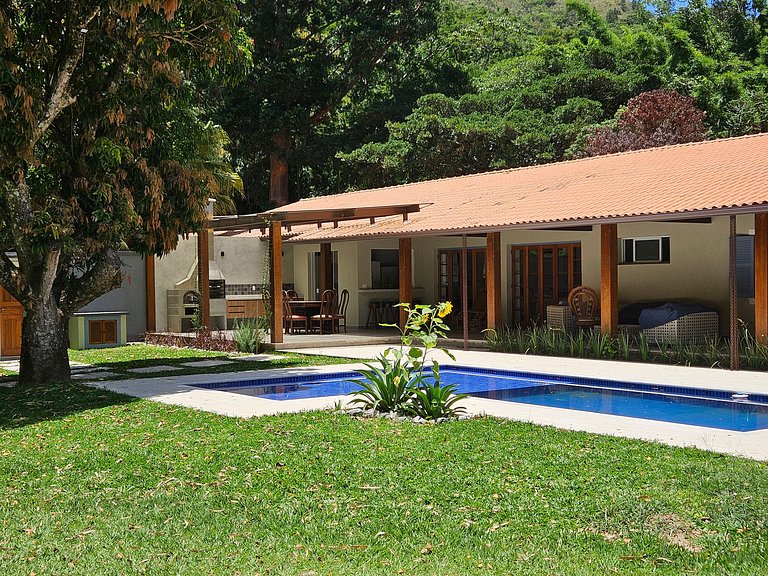 Casa Vista da Pedra, no coração de Araras