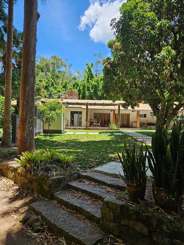 Casa Vista da Pedra, no coração de Araras