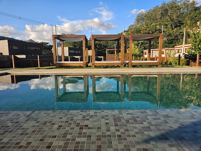 Casa da Aldeia: Charme e Privacidade em Itaipava