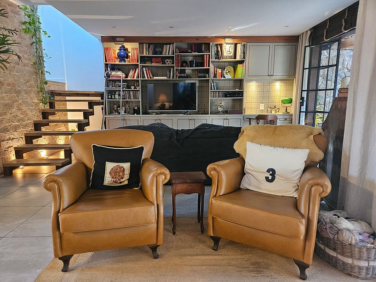 Casa da Aldeia: Charme e Privacidade em Itaipava