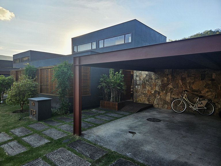 Casa da Aldeia: Charme e Privacidade em Itaipava