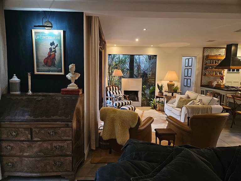 Casa da Aldeia: Charme e Privacidade em Itaipava