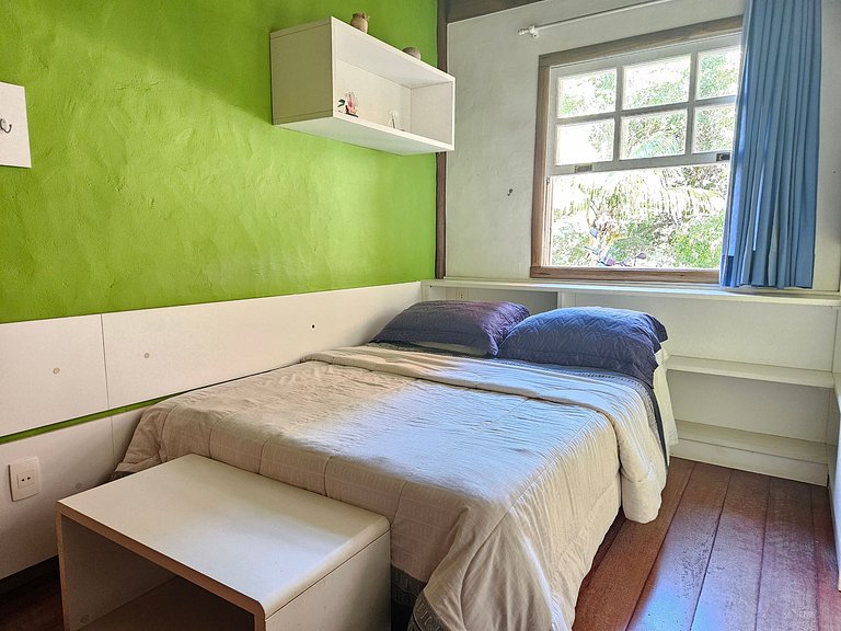 Beautiful 5 bedroom house, A/C, Pool and more in Araras, Pet